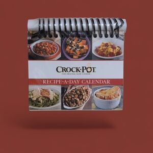 CROCK-POT RECIPE-A-DAY CALENDAR By Publications International Ltd. Spiral Bound